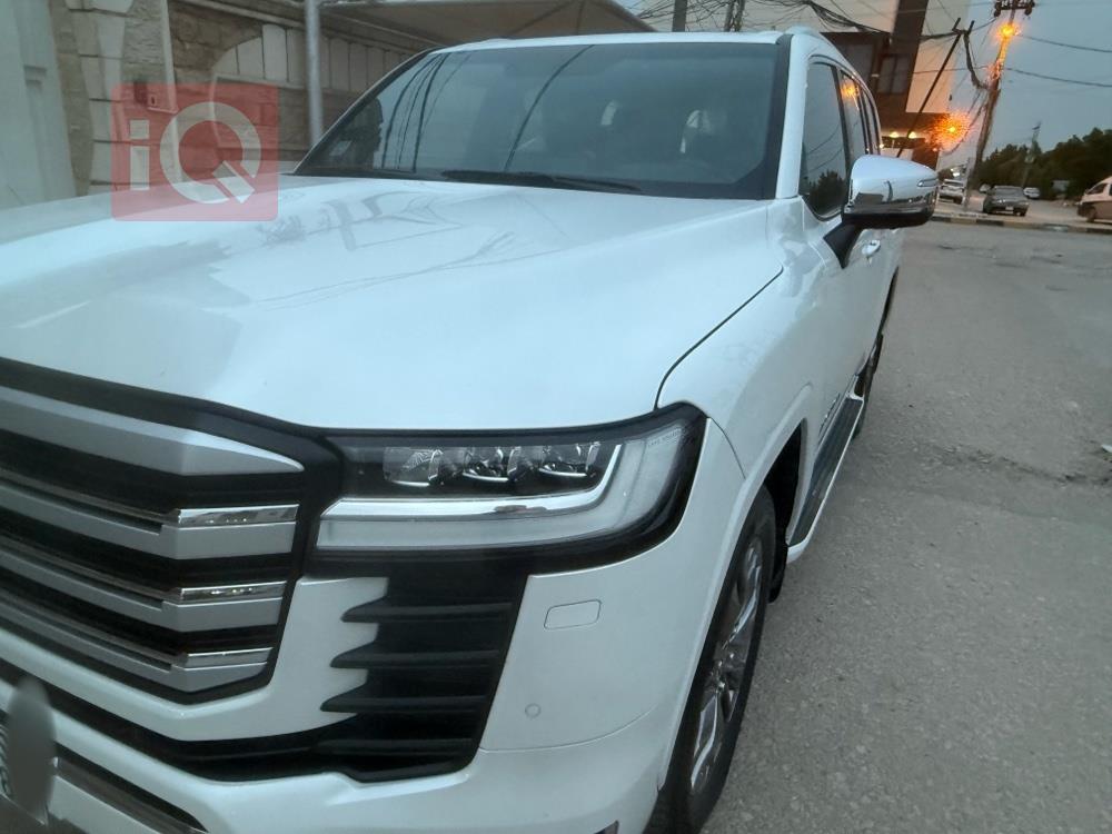 تويوتا لاندكروزر